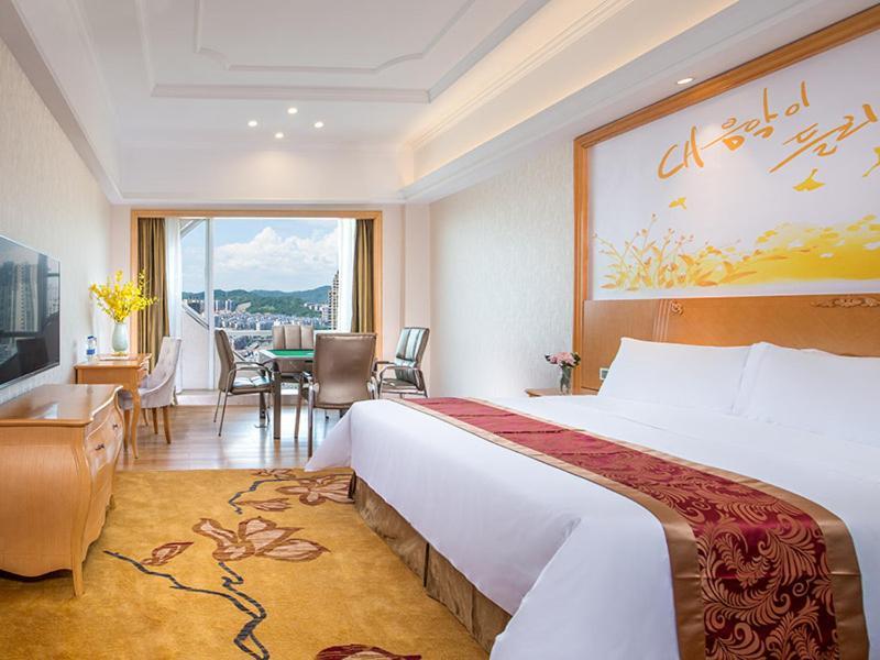 Vienna International Hotel Hunan Chenzhou Qingnian Avenue Zewnętrze zdjęcie